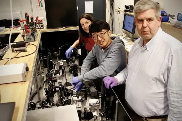 Photo of people in a lab.